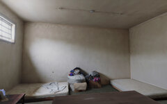 GrottyRoom2.jpg