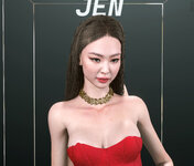 Jen-v2-8.jpg