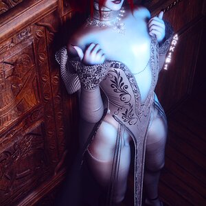 Aranea In a fancy dress